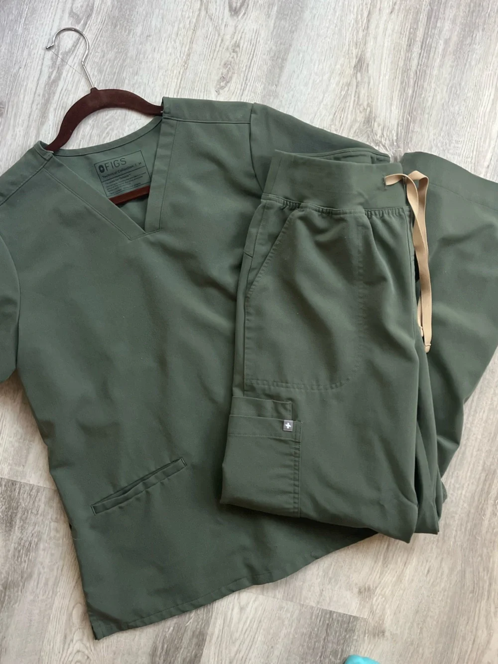 FIGS Women's Olive Green Scrub Set with Tan Drawstring